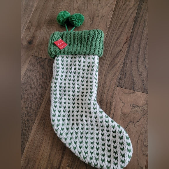 NEW! Set of 2! 🎄 20" Chunky Knit Christmas Holiday Stockings with Pom Poms - Picture 8 of 8